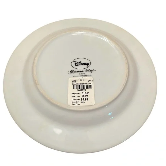 Disney Mickey Mouse 8 inch Christmas Magic Decorative Ceramic Plate - Picture 5 of 7